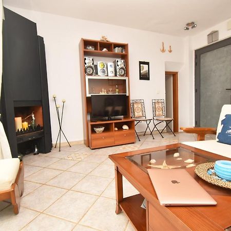 Olia Sea View Shared Pool Villa, Néa Fókaia Esterno foto