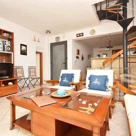 Olia Sea View Shared Pool Villa, Néa Fókaia Esterno foto