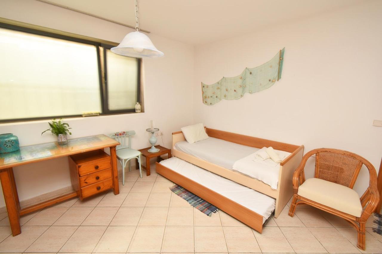 Olia Sea View Shared Pool Villa, Néa Fókaia Esterno foto