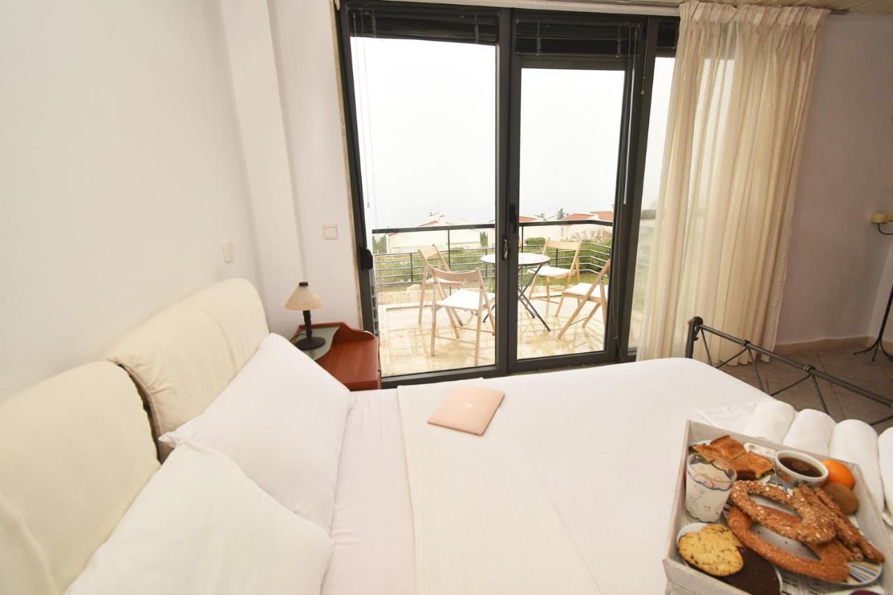 Olia Sea View Shared Pool Villa, Néa Fókaia Esterno foto
